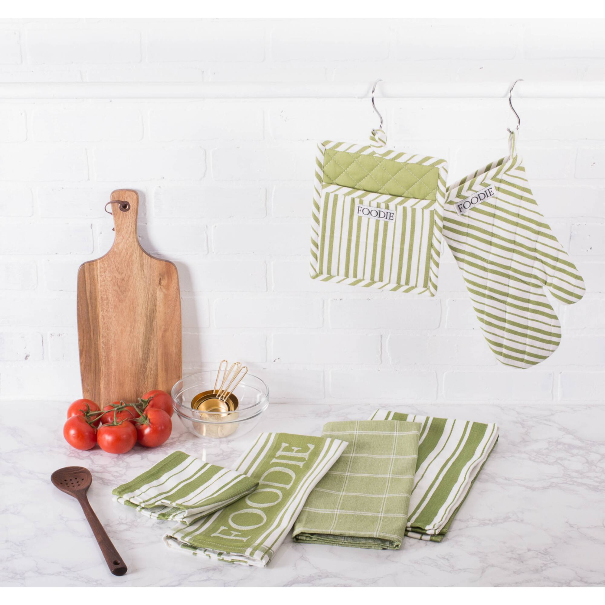 Parsley Foodie Gourmet Chef Potholder Set